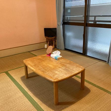 Hostel Hakuseiso Наха Екстериор снимка