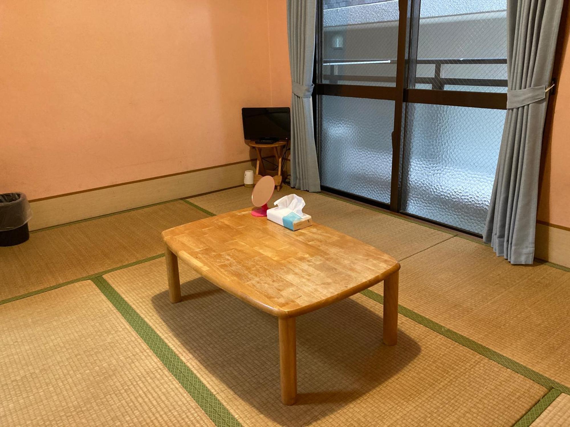 Hostel Hakuseiso Наха Екстериор снимка