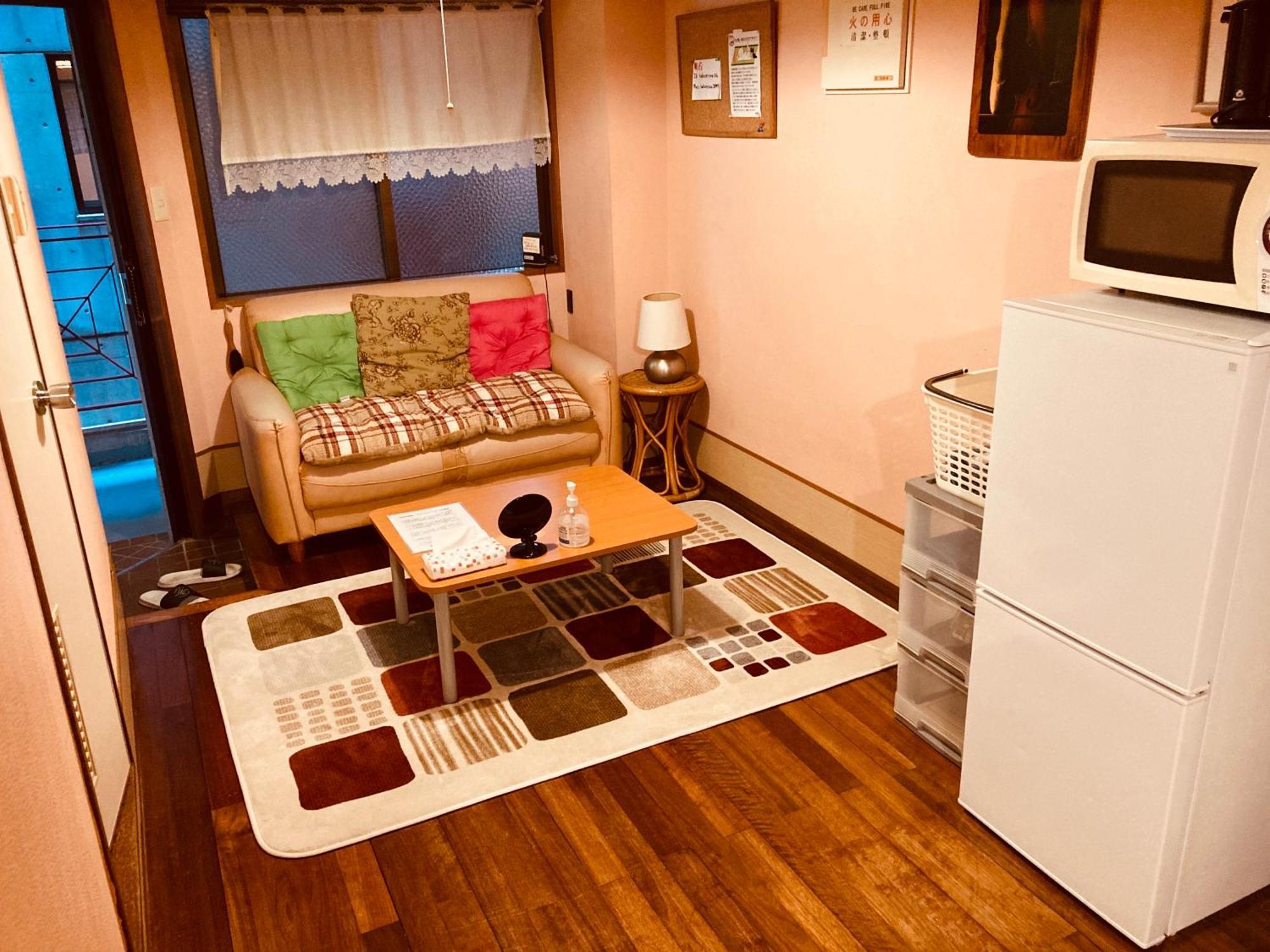 Hostel Hakuseiso Наха Екстериор снимка